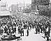 Scène de rue lors de la grève générale de Winnipeg, 1919